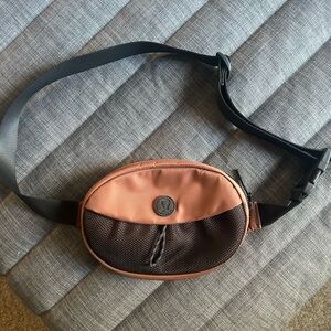 Lululemon Take it On Belt Bag in Ancient Copper/Black. Great condition.